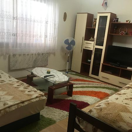 Nis Apartman 외부 사진